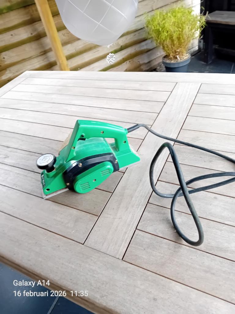 Hitachi elektrische schaafmachine, Doe-het-zelf en Verbouw, Schaafmachines, Ophalen, Gebruikt