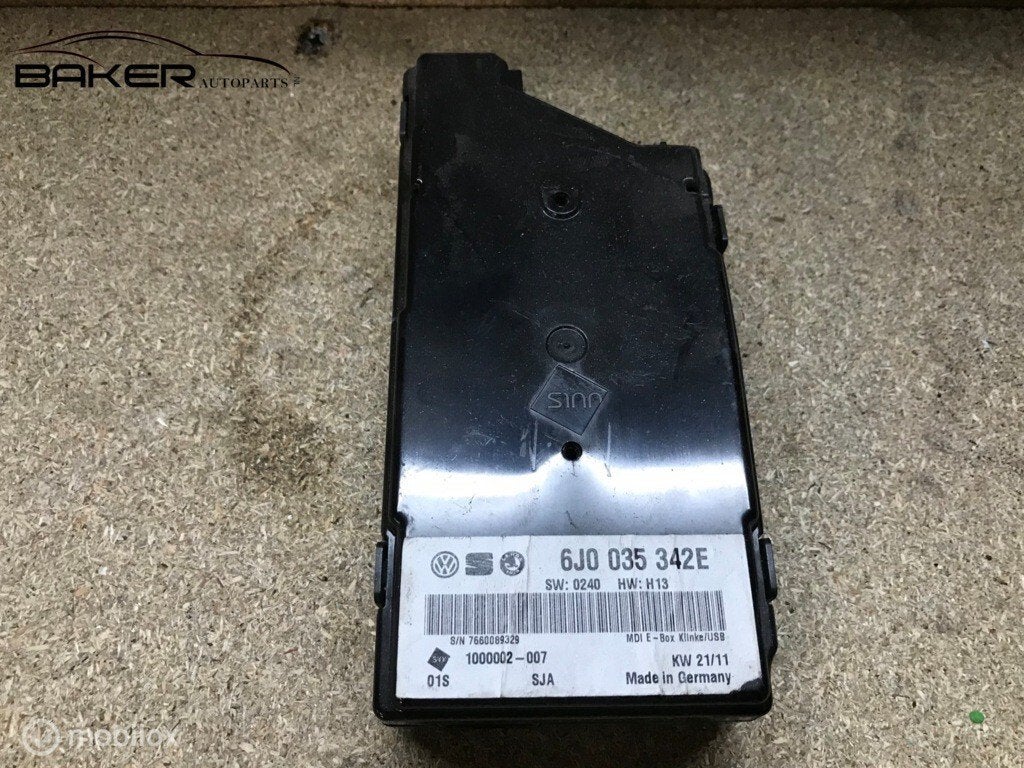 Radiomodule Seat Ibiza 6J ('08-'17) 6j0035342E, Gebruikt, Ophalen of Verzenden, Seat, Seat