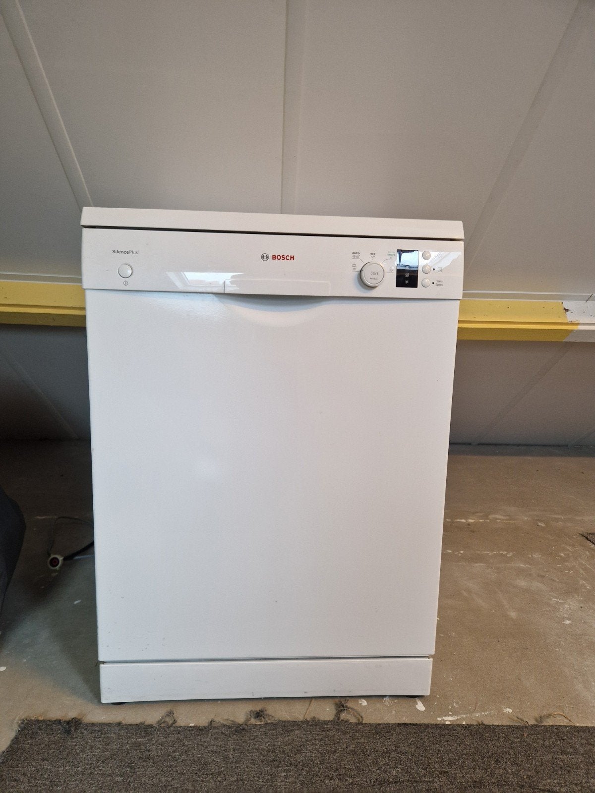 Vaatwasser Bosch, Witgoed en Apparatuur, Ophalen, Zo goed als nieuw, 85 tot 90 cm