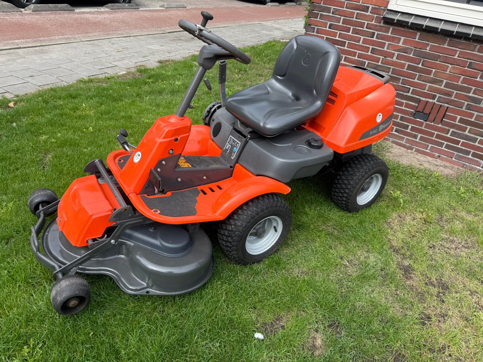 Husqvarna rider 15C zitmaaier Frontmaaier, Ophalen of Verzenden, Gebruikt, Mulchfunctie, 90 tot 120 cm