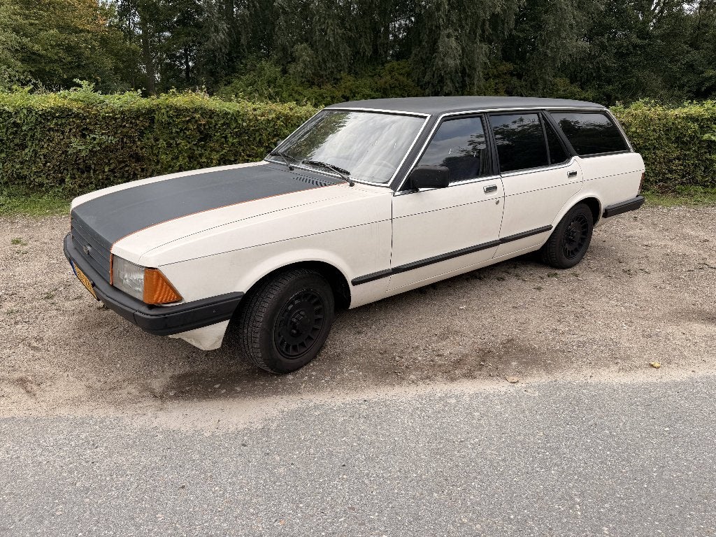 Ford Granada 2.3 V6 Turnier/Station 1984, Auto's, Wit, Handgeschakeld, Particulier, Blauw