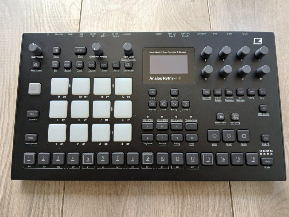 Elektron Analog Rytm MK2 + Decksaver (ook ruil), Muziek en Instrumenten, Drumcomputers, Zo goed als nieuw, Ophalen