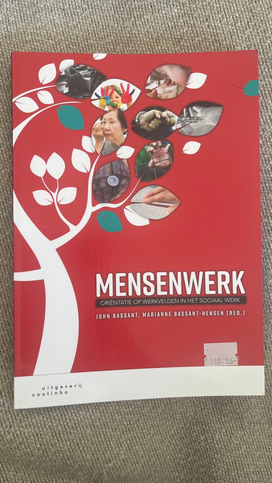 Mensenwerk: Oriëntatie op werkvelden in sociaal werk, Boeken, Studieboeken en Cursussen, Ophalen of Verzenden, Gamma, Gelezen