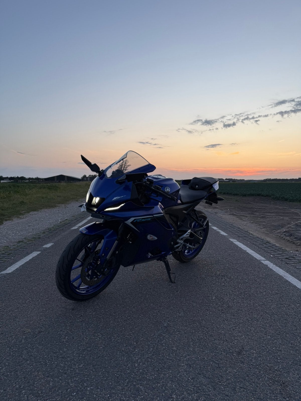 Yamaha R125 Icon Blue | Akrapovic 2023, Super Sport