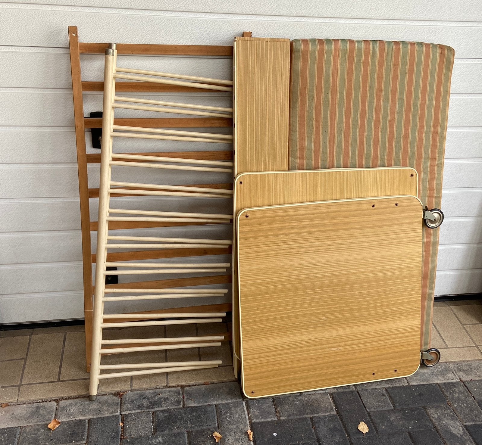 Kinderbed jaren 60, Ophalen, Wit, 190 cm of minder, Zo goed als nieuw