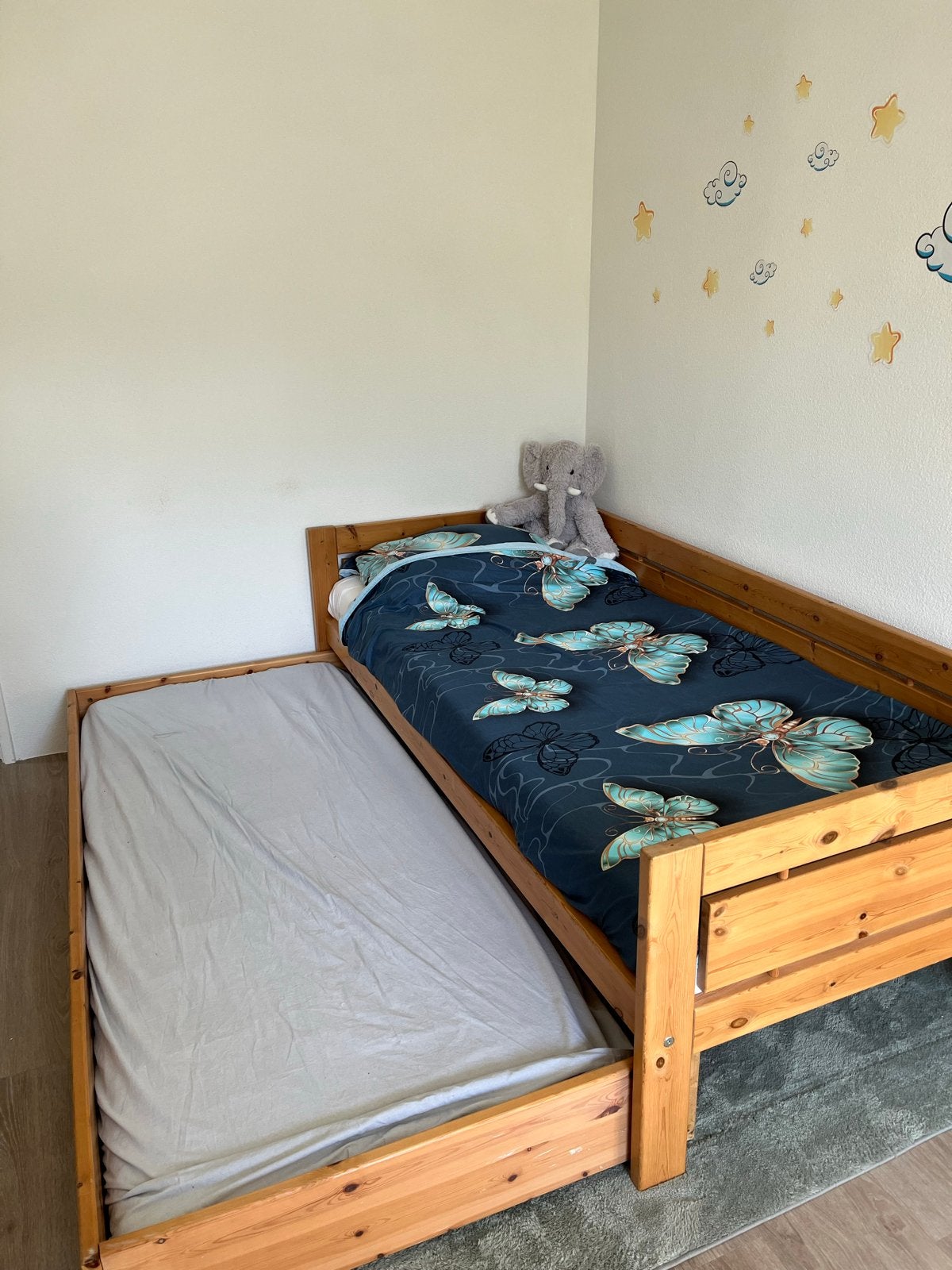 Kinderbed met opberglade - grenen, Kinderen en Baby's, Ophalen, 85 tot 100 cm, Gebruikt, Lattenbodem