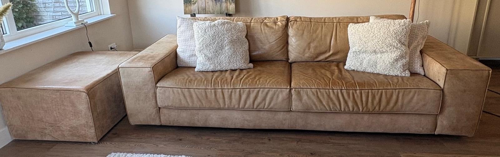 Leren 4-zits bank met hocker - 260cm, Huis en Inrichting, Ophalen, 250 tot 300 cm, Gebruikt, Leer