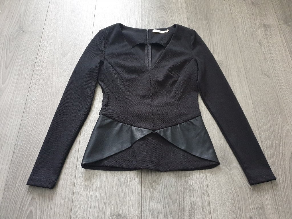 NIKKIE zwarte top leerlook stukken maat 34 *nieuw* ~ NH0055, Zwart, Nieuw, Ophalen of Verzenden, Nikkie