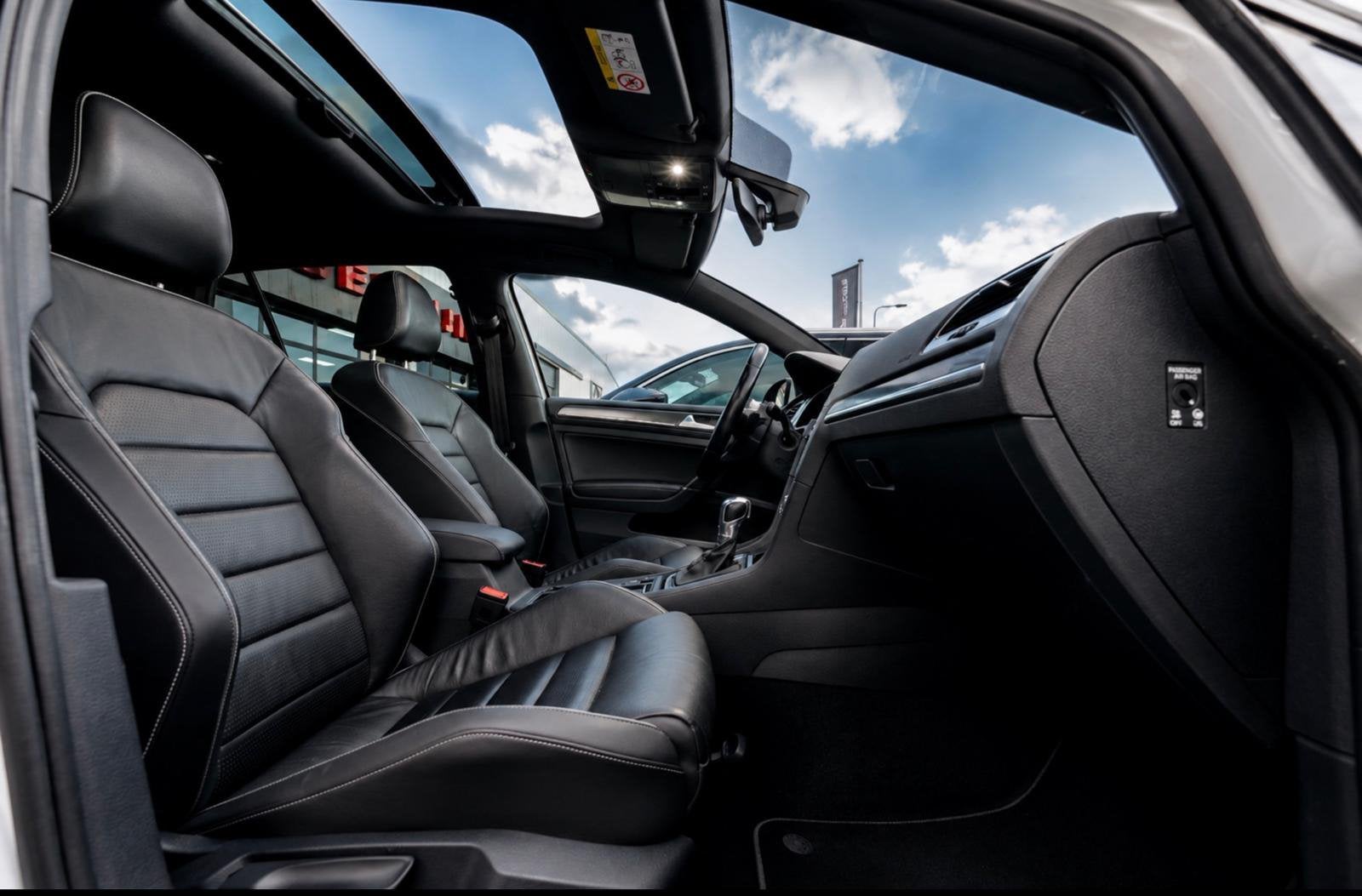 Volkswagen Golf 2.0 TDI 184pk 5D DSG 2019 Wit, Auto's, 730 kg, 4 cilinders, Wit, 1375 kg
