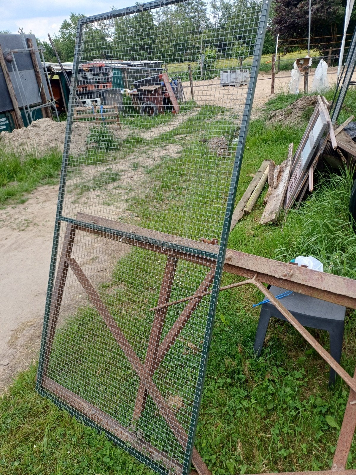 Voliere, Ophalen, Aluminium