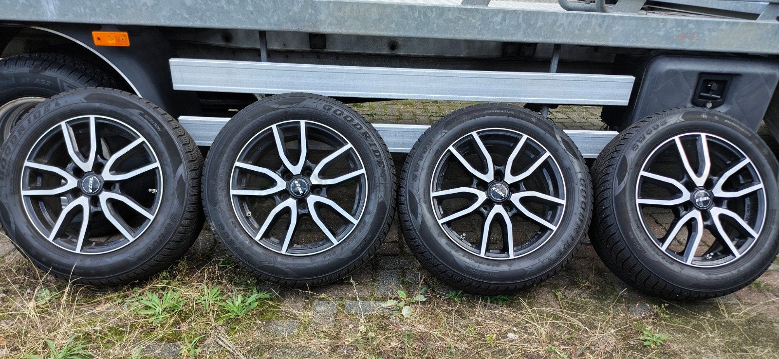 Winterwielen lichtmetaal Kia Niro (2016-2020) 5mm profiel, Ophalen, Gebruikt, 16 inch, Banden en Velgen