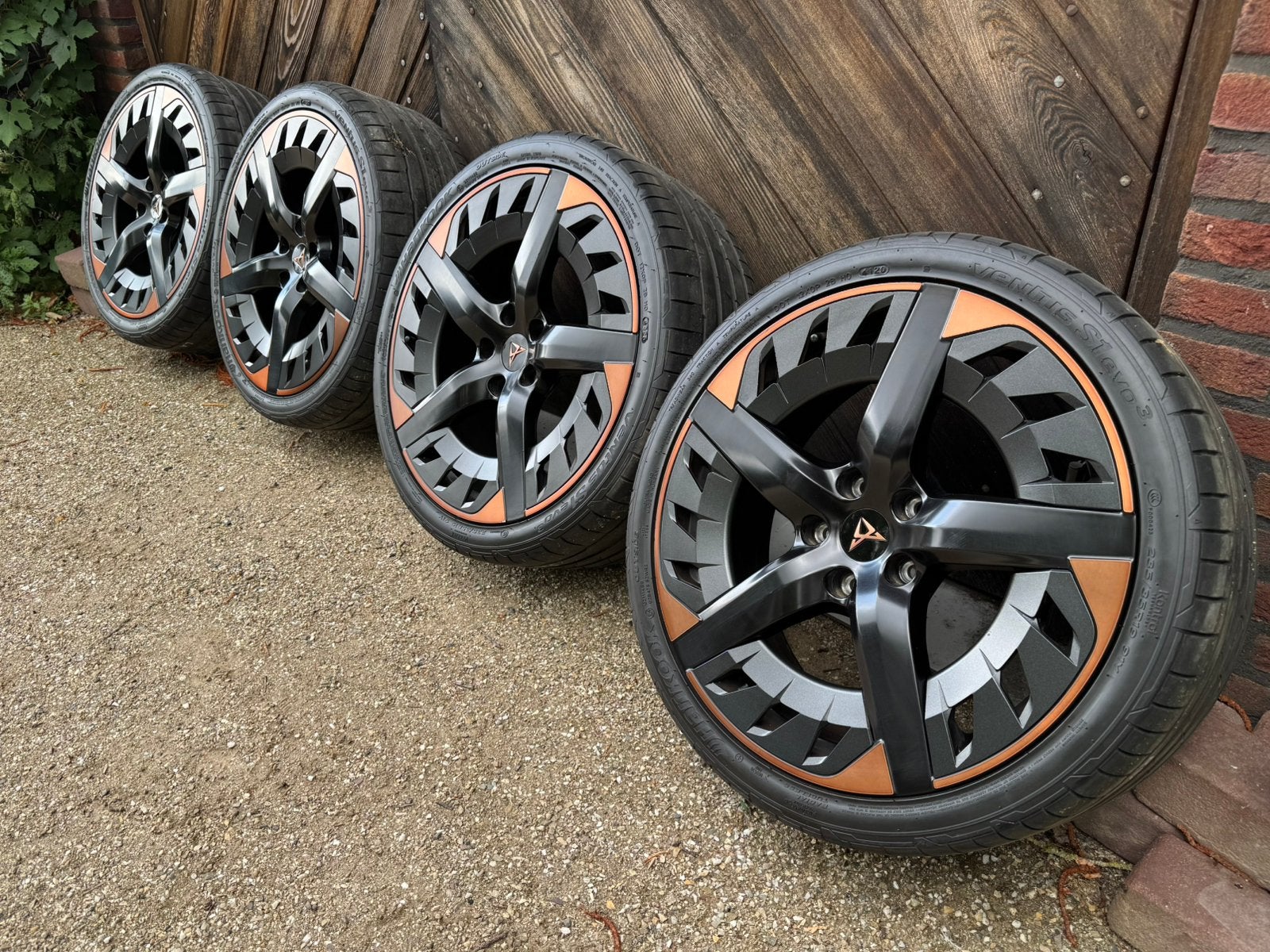 Cupra Aero 19” velgen + banden 235/35/R19, Auto-onderdelen, Banden en Velgen, Gebruikt, Banden en Velgen, 235 mm, Personenwagen