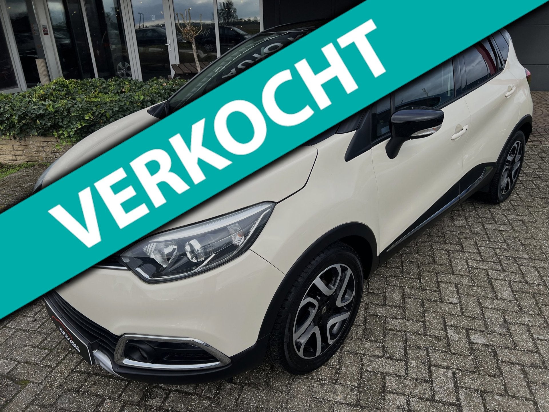 Renault Captur 0.9 TCe Helly Hansen NAV/LED/CAM/PDC APK+NAP, Voorwielaandrijving, Gebruikt, Leder en Stof, Origineel Nederlands