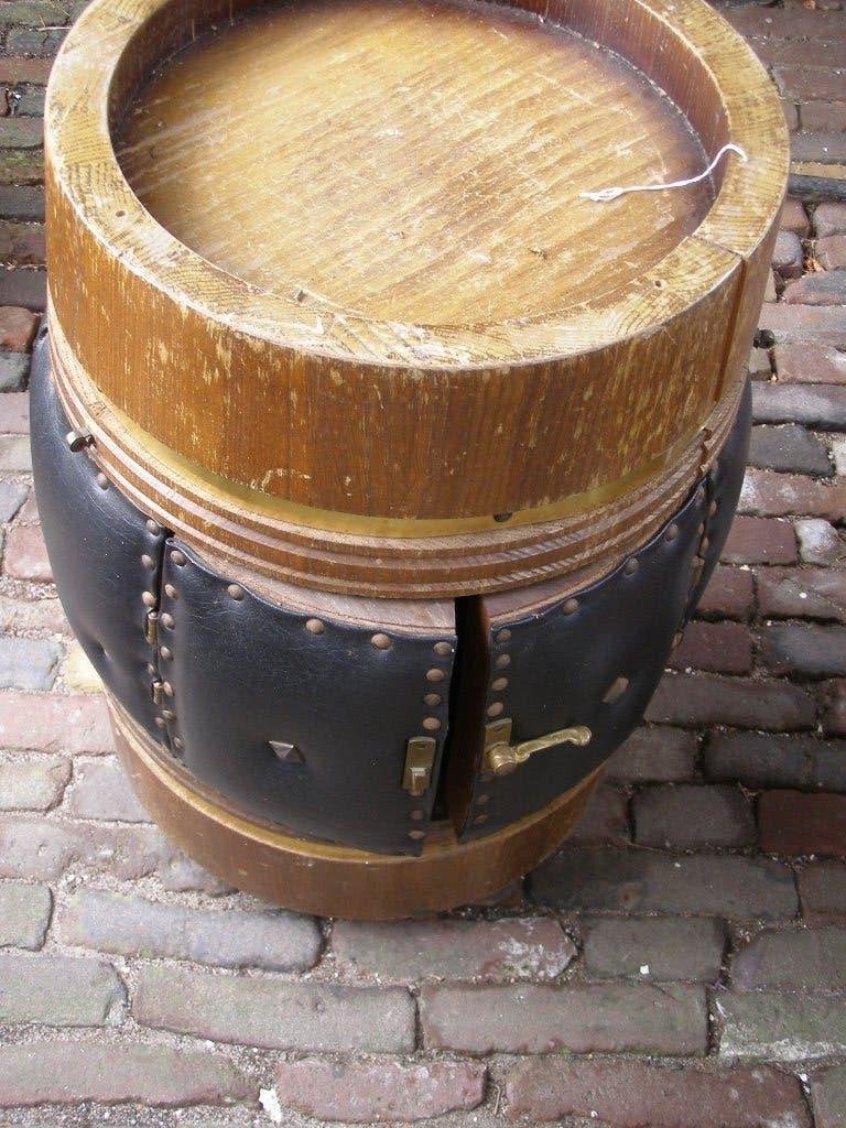 ton gemaakt tot huisbar Met deurtjes bekleed groen leer 60cm, Ophalen, Gebruikt