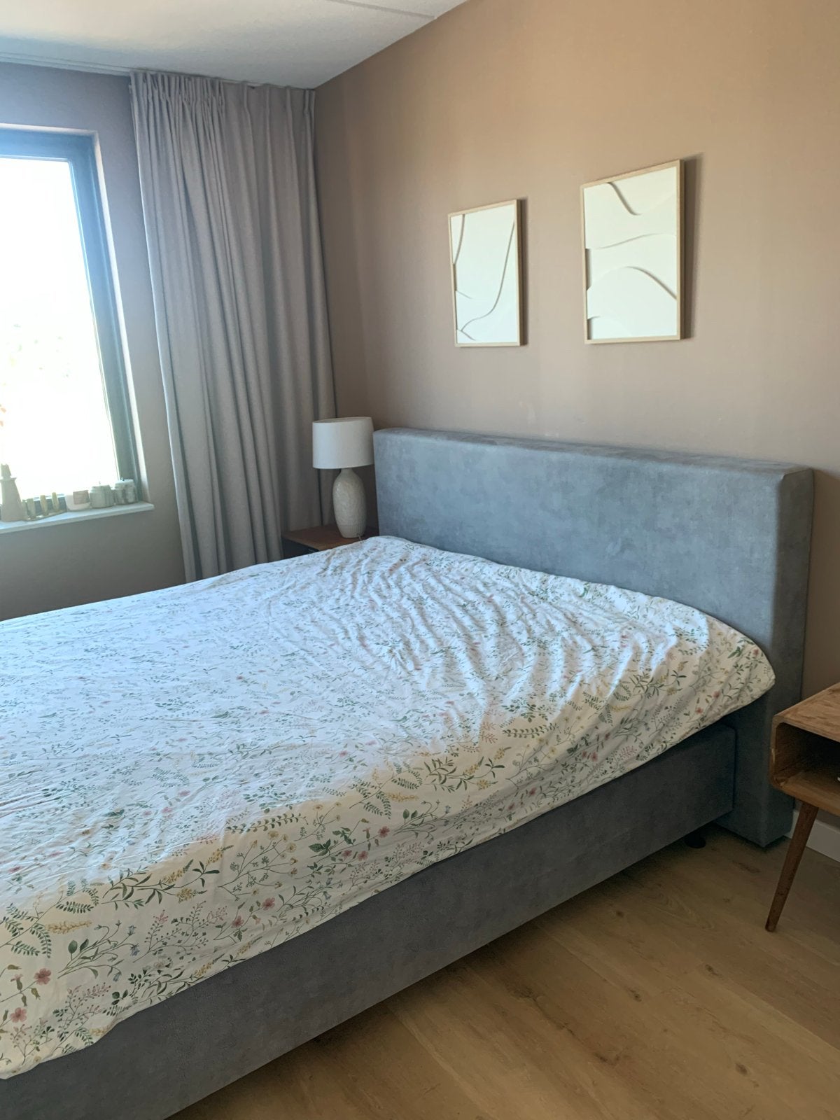 Tweepersoons boxspring met hoofdbord - Grijs 210X180, Ophalen, Gebruikt, 210 cm, Tweepersoons