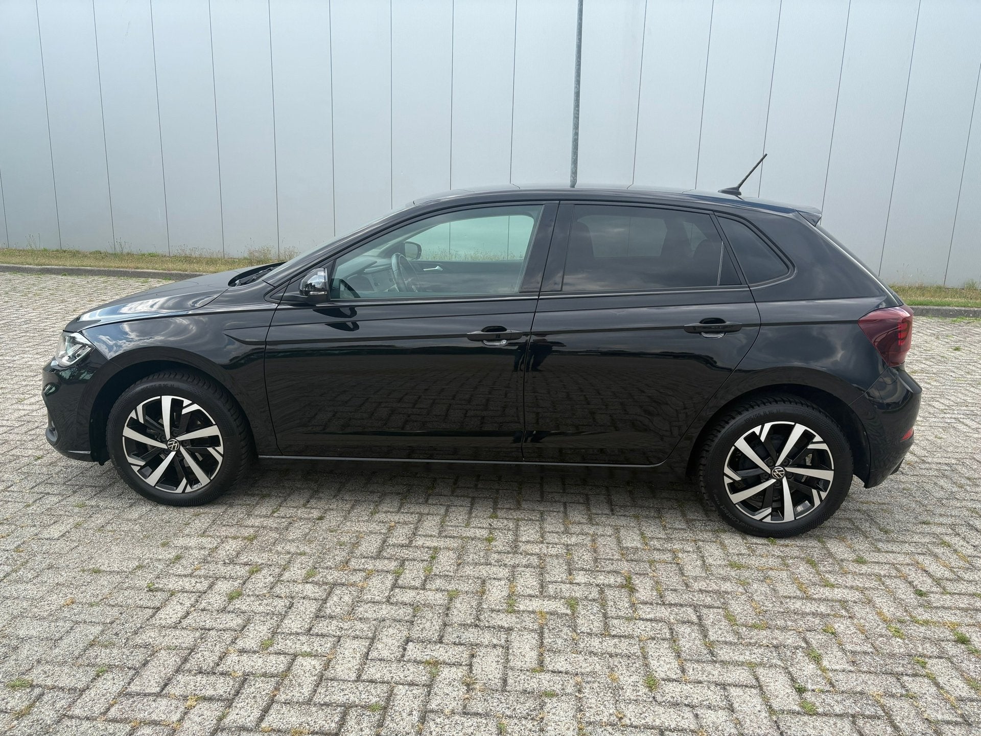 Volkswagen Polo 1.0 TSI Life, Cruise control adaptief , Navi, Voorwielaandrijving, Adaptive Cruise Control, Gebruikt, Euro 6