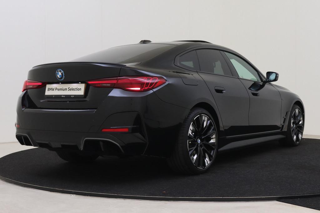 BMW i4 eDrive40 High Executive M Sport / Schuif-kanteldak /, Achterwielaandrijving, Gebruikt, Zwart, Met garantie (alle)