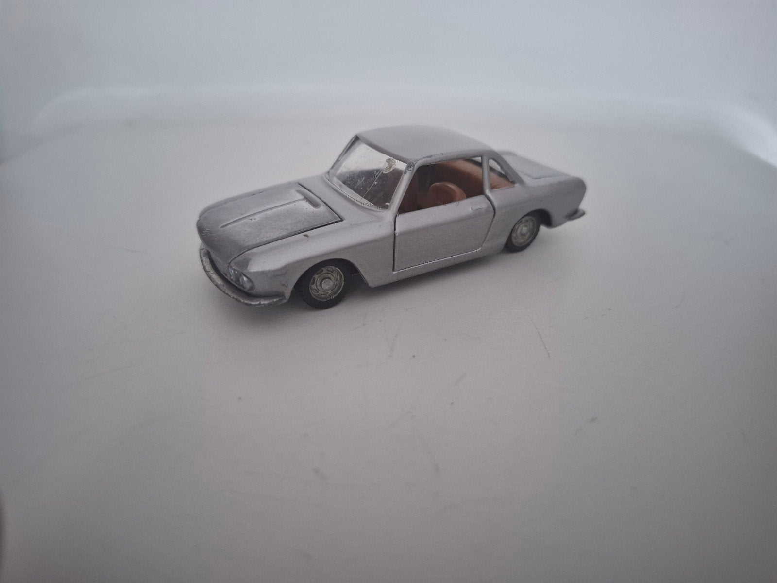 Mebetoys Lancia Fulvia Coupé 1:43 - repaint, Ophalen of Verzenden, Gebruikt