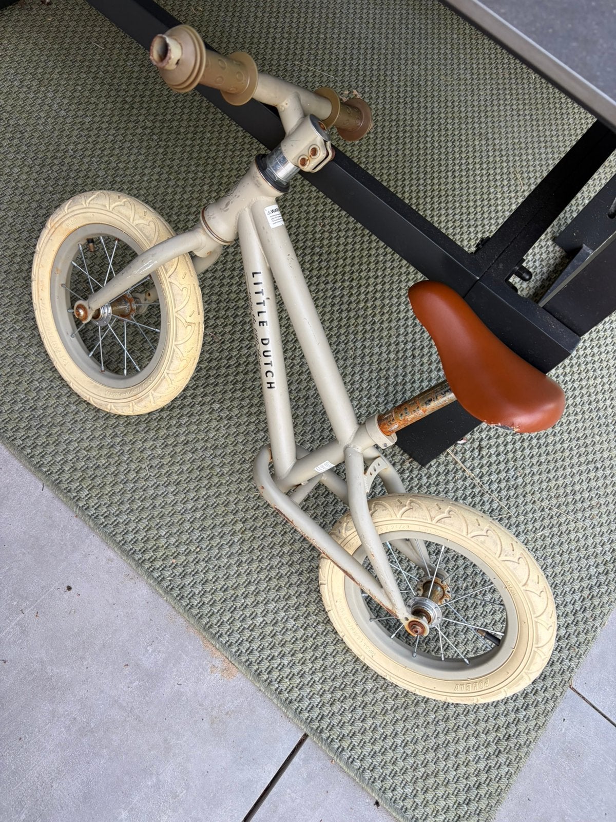 Loopfiets little dutch  GRATISS!! Alleen ophalen, Ophalen, Zo goed als nieuw, Minder dan 16 inch