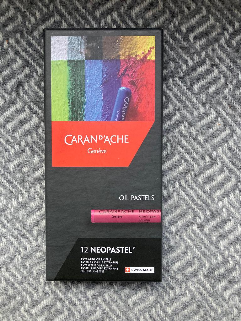 12 x Neopastel oliekrijtjes Caran D’ache (nieuw in folie), Hobby en Vrije tijd, Tekenen, Ophalen of Verzenden, Nieuw, Overige typen