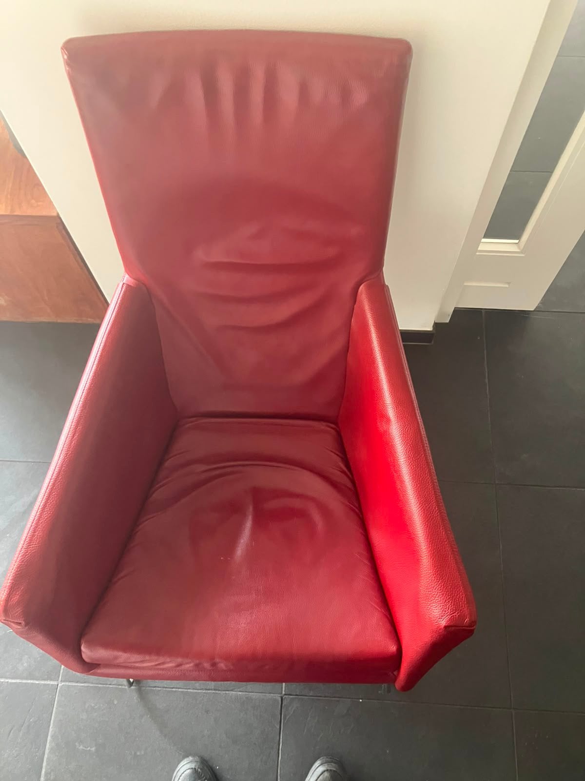 Rode design fateuil Gerard van de Berg, Ophalen, Gebruikt, Leer, Eén