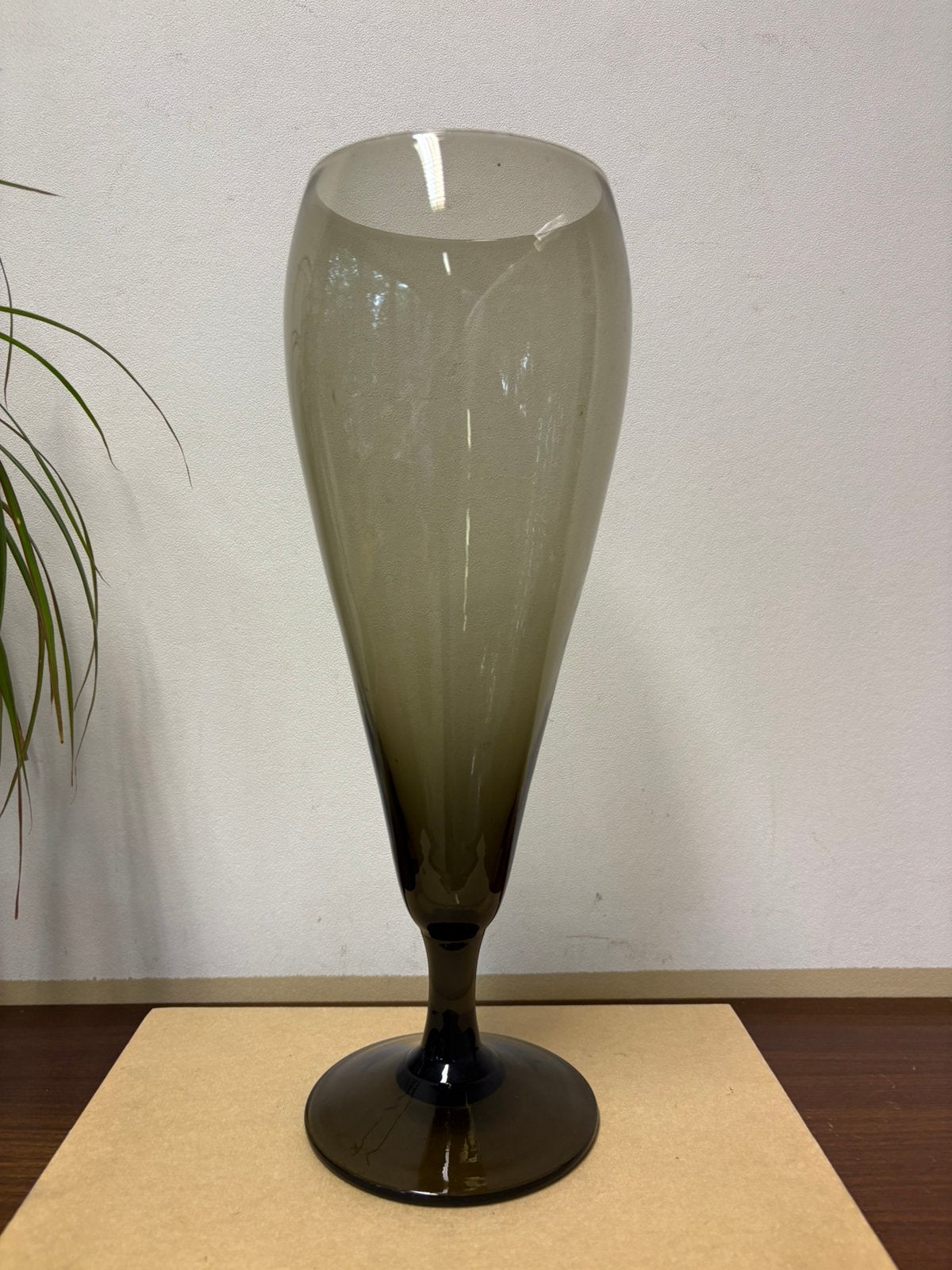 Prachtige vintage vaas handgemaakt glaswerk rookglas groot, Antiek en Kunst, Antiek | Glas en Kristal, Ophalen of Verzenden