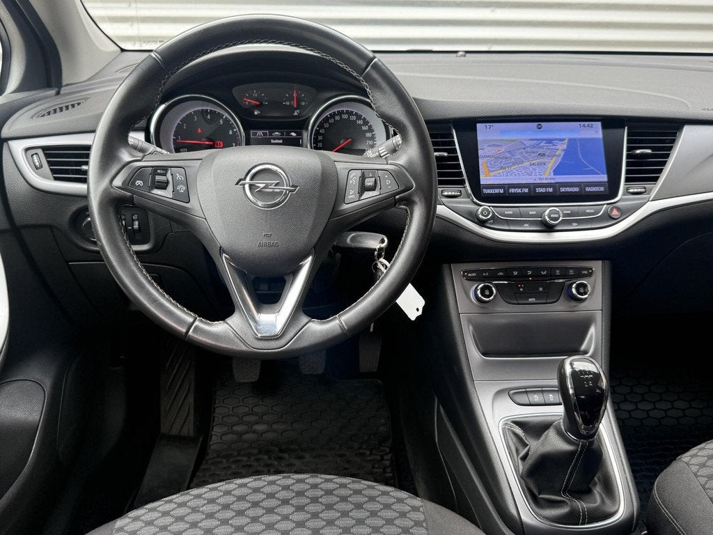Opel Astra Sports Tourer 1.0 Business Executive 1e Eigenaar|, Voorwielaandrijving, Stof, Gebruikt, 1178 kg