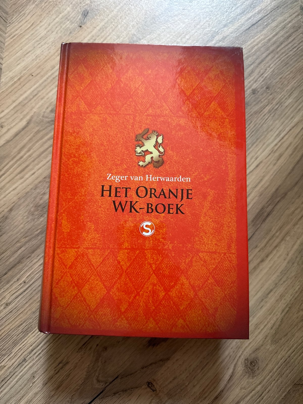 Het Oranje WK-Boek - Zeger van Herwaarden, Ophalen of Verzenden, Zo goed als nieuw, Balsport