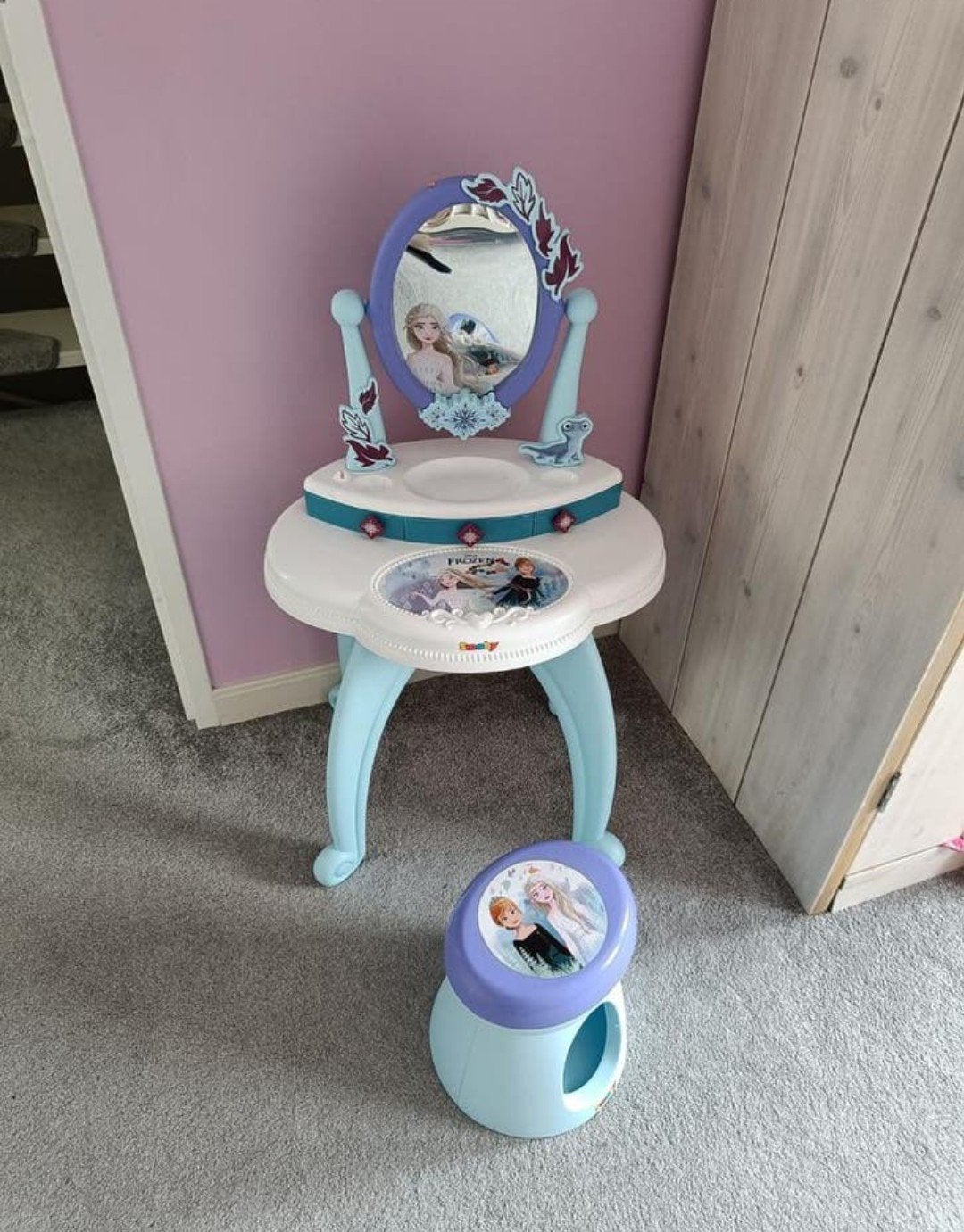 Frozen kaptafel met krukje, Ophalen, Zo goed als nieuw, Meisje