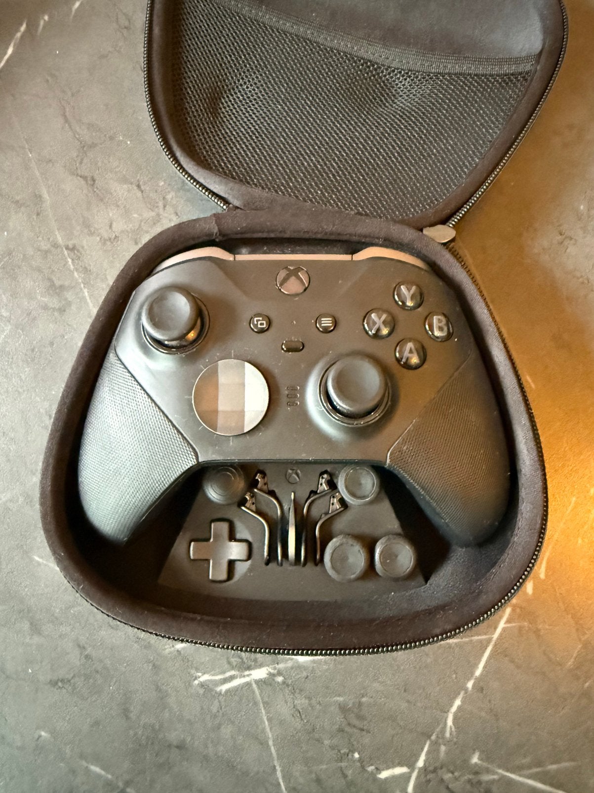 Xbox Elite Series 2 Controller - in  zeer goede staat!, Spelcomputers en Games, Ophalen of Verzenden, Zo goed als nieuw, Controller