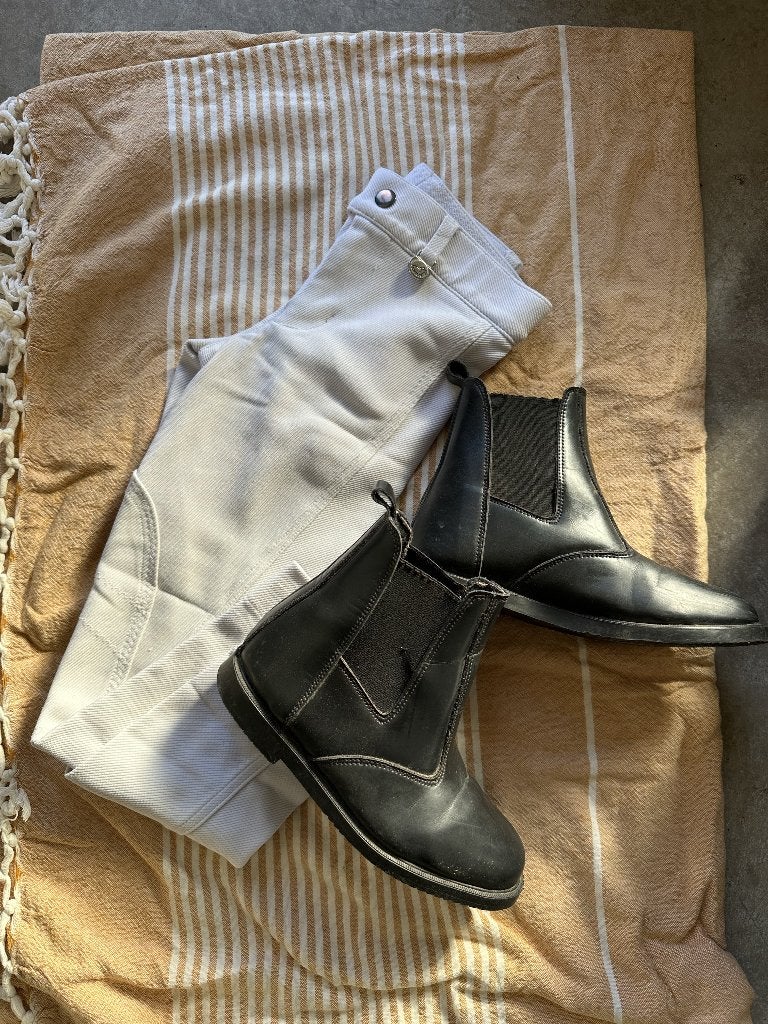 Paardrijbroek met paardrijschoenen, Dieren en Toebehoren, Gebruikt, Kinderen, Ophalen of Verzenden, Overige maten