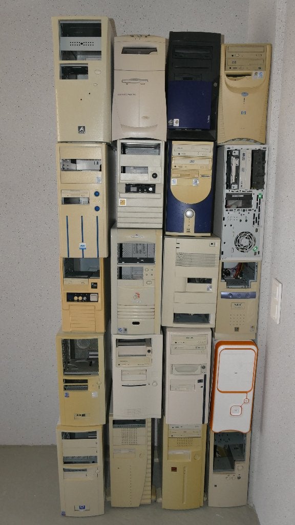 20 PC Behuizingen | Complete Computers | AT ATX | OPHALEN, Ophalen