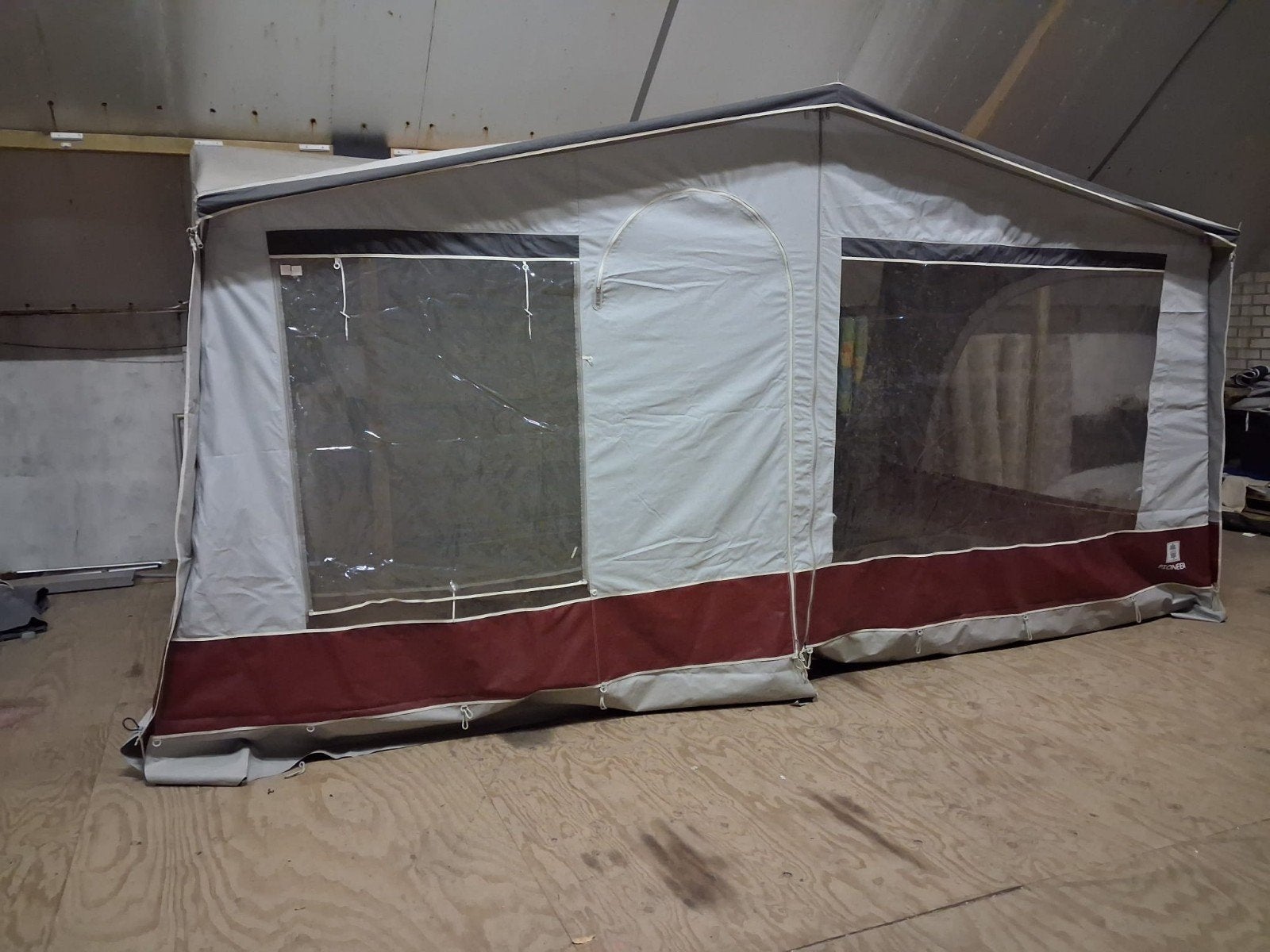 Walker Pioneer Voortent - Omloopmaat 10 (875-900), Caravans en Kamperen, Ophalen, Gebruikt