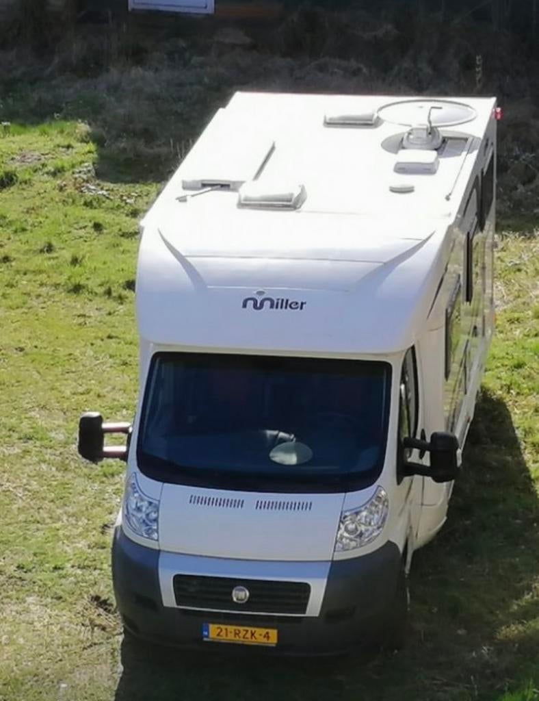 Miller Toronto Camper -2 enkele bedden, Caravans en Kamperen, Campers, Overige merken, Standaard zit, Fiat, 7 tot 8 meter