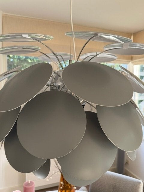 Foto 21 van Design Eetkamertafel COR Conic / Alvo stoelen en hanglamp