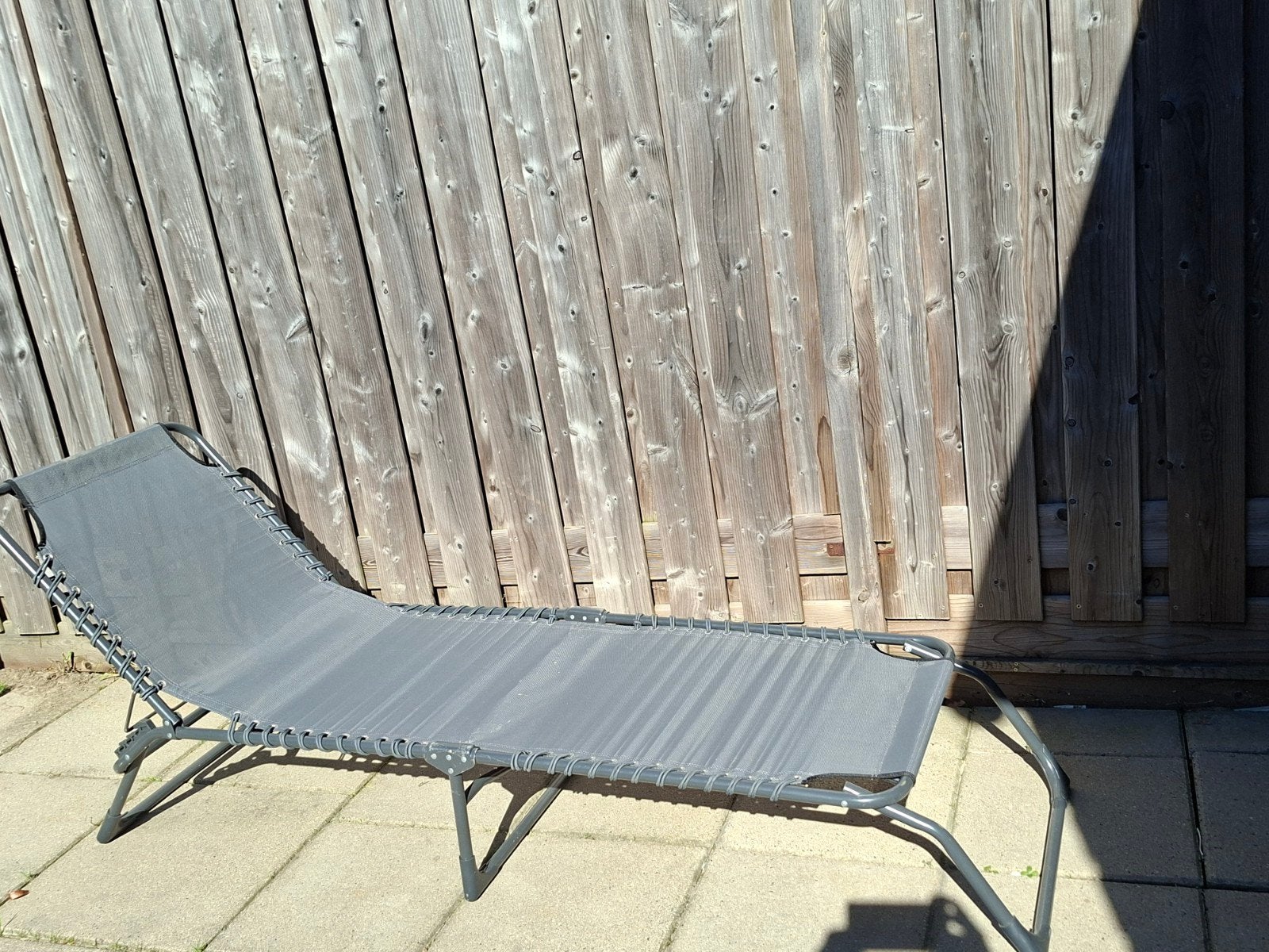 Grijs verstelbaar ligbed, Tuin en Terras, Ophalen, Gebruikt, Textileen, Verstelbaar