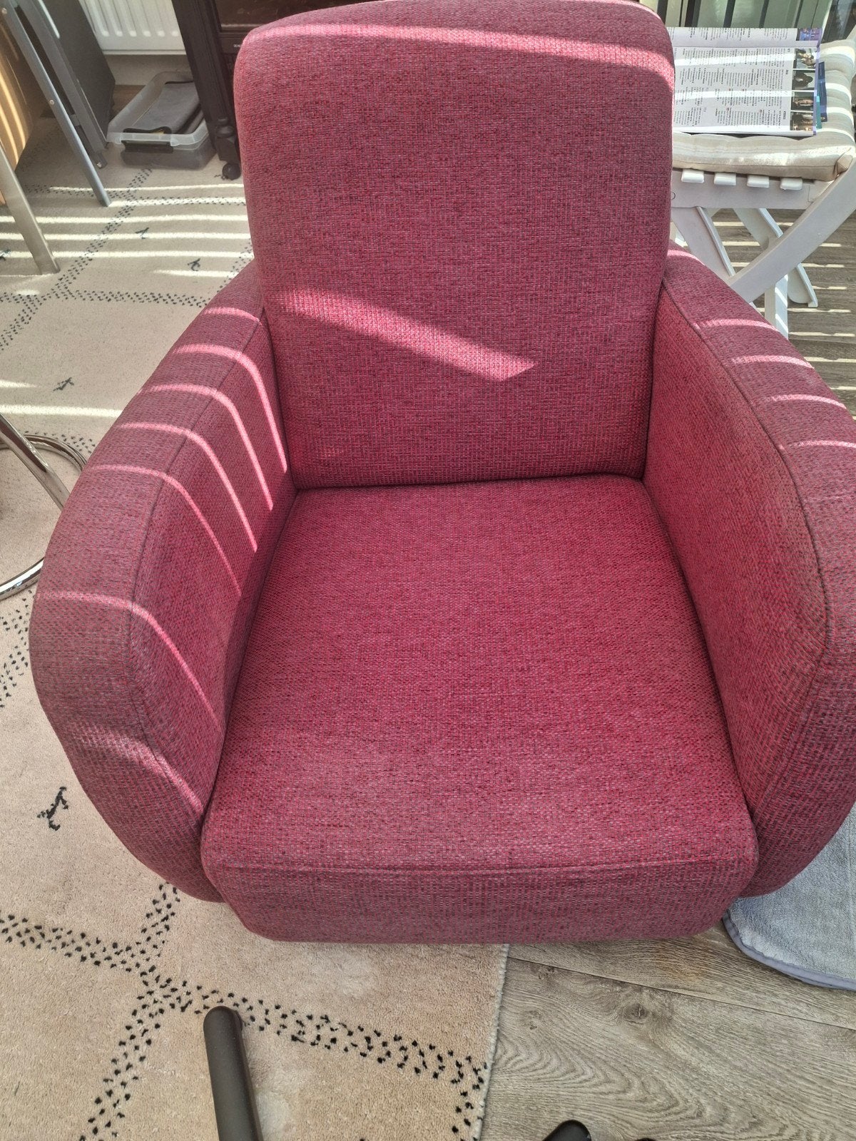 Comfortabele fauteuil - rood/roze, Ophalen, Gebruikt, 75 tot 100 cm, 75 tot 100 cm