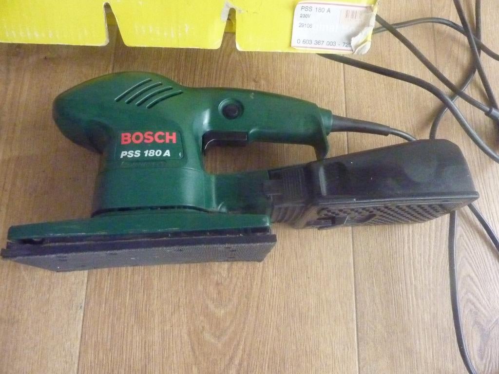 zgan bosch vlakschuurmachine type pss180 a met filter, Ophalen, Gebruikt, Minder dan 600 watt, Vlakschuurmachine