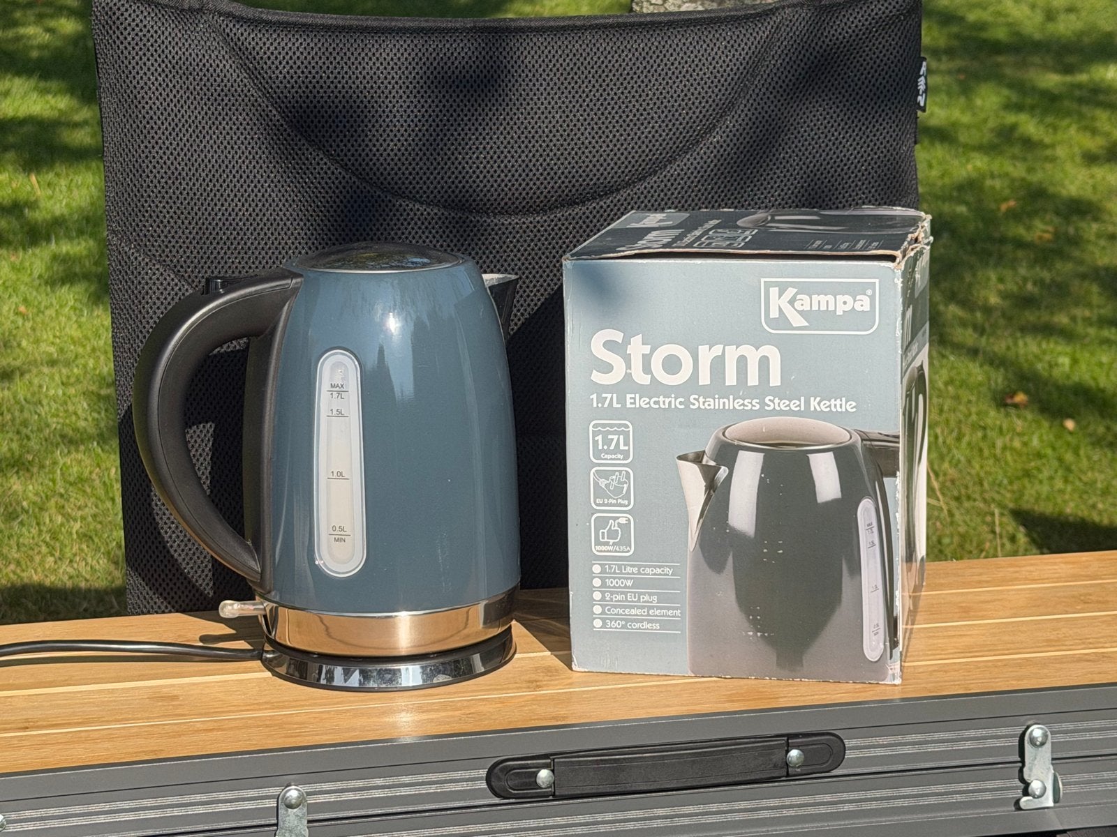 Kampa Storm 1.7L RVS Waterkoker - Grijs, Draadloos, 1 tot 2 liter, Ophalen of Verzenden, Zo goed als nieuw, Draadloos