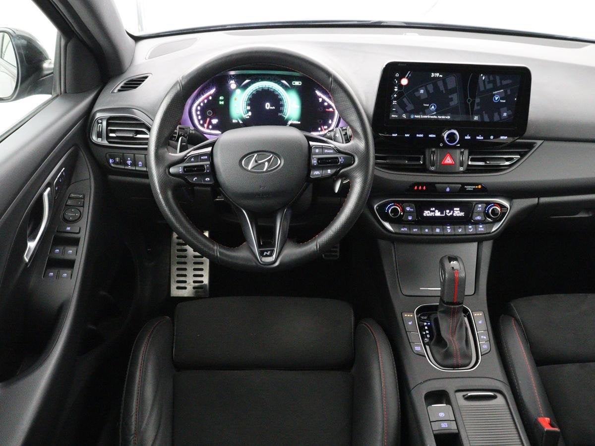 Hyundai i30 1.5 T-GDi MHEV N Line | Stoelverwarming | Leder/, Auto's, Gebruikt, Euro 6, 4 cilinders, 160 pk