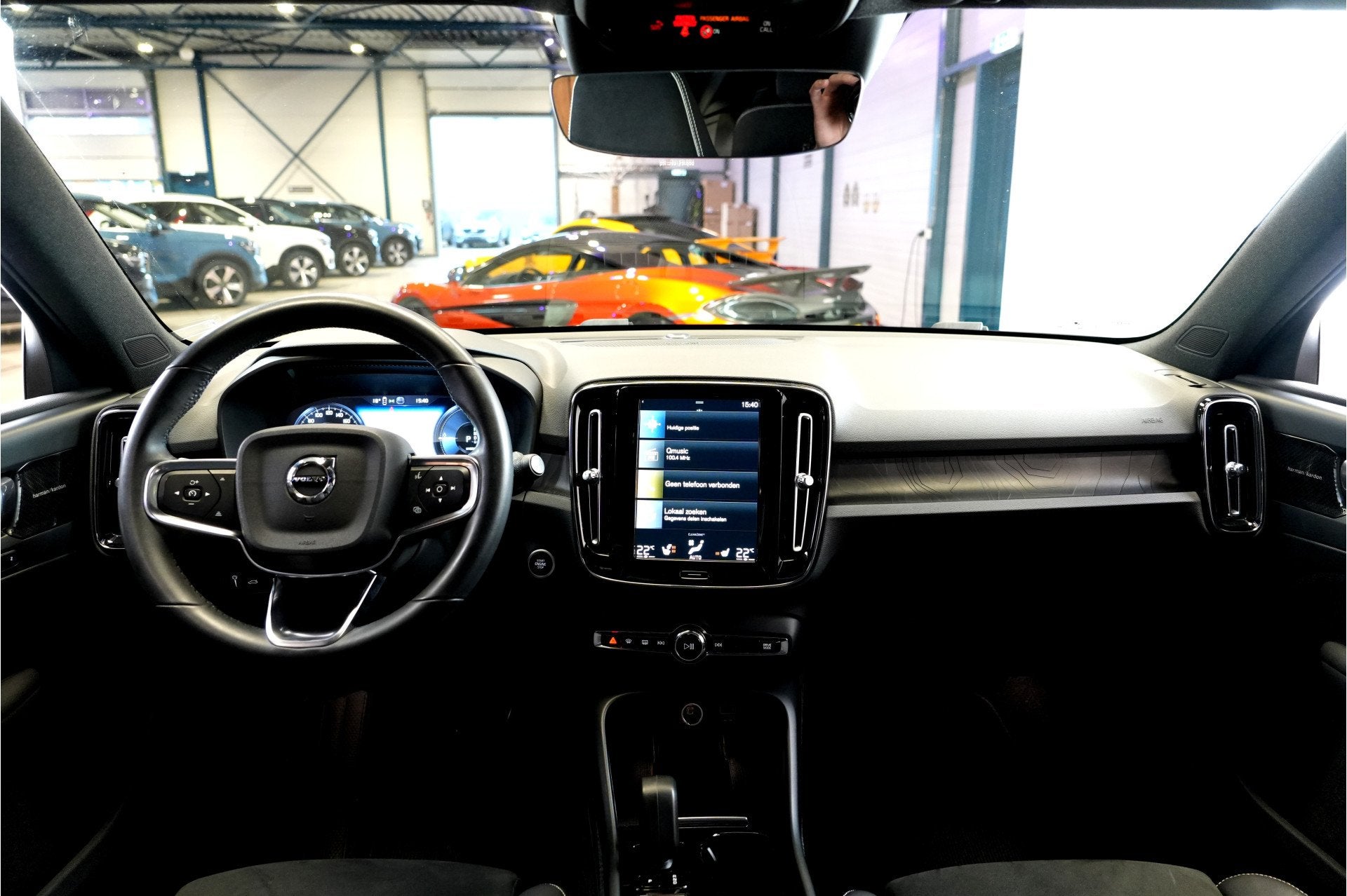 Volvo XC40 1.5 T4 Plug-in Hybrid 155kW/211pk DCT7 Ultimate D, Auto's, Volvo, Met garantie (alle), Zwart, Hybride Elektrisch/Benzine
