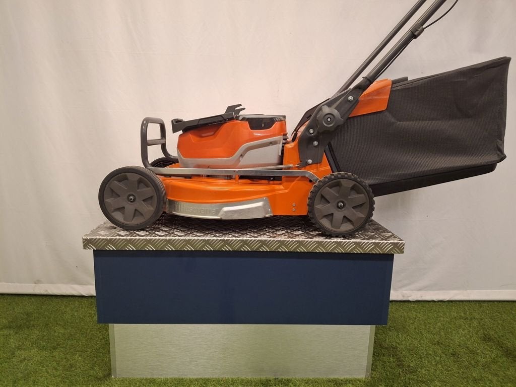 HUSQVARNA 551iV, 1327 HA  Almere, NL, Gebruikt, HUSQVARNA, Info@husqvarna.nl