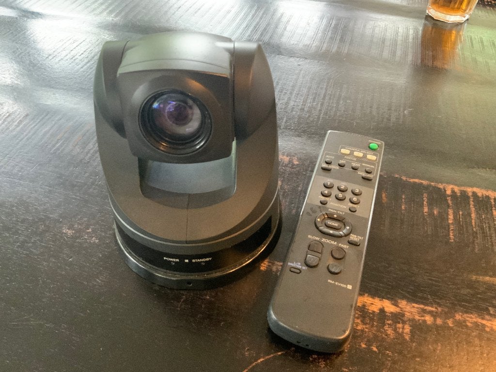 Professionele Sony camera (pan/tilt/zoom) incl. RM-EV100 ab, Gebruikt, Overige soorten, Ophalen of Verzenden, 8 tot 20x