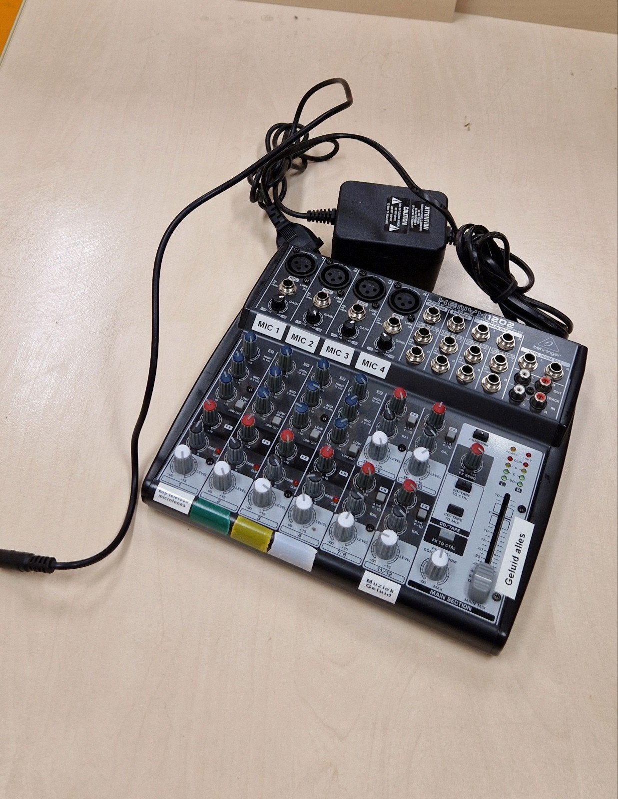 BEHRINGER XENYX 1202, Ophalen, Gebruikt, 10 tot 20 kanalen, Microfooningang