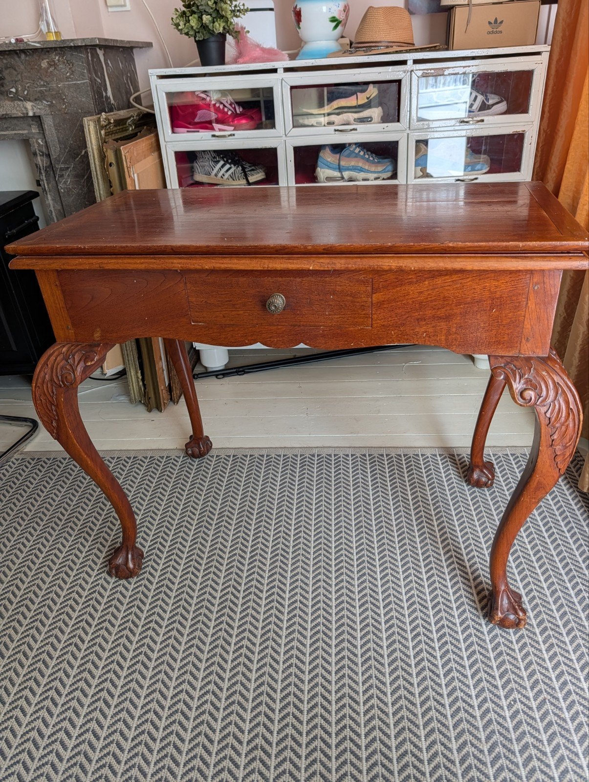 Antieke speeltafel met klauwpoten en groen vilt, Antiek en Kunst, Antiek | Meubels | Tafels, Ophalen of Verzenden