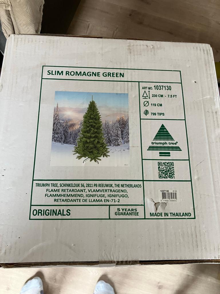 Triumph kerstboom 2,3m slim romagne green, Diversen, Kerst, Ophalen of Verzenden, Nieuw