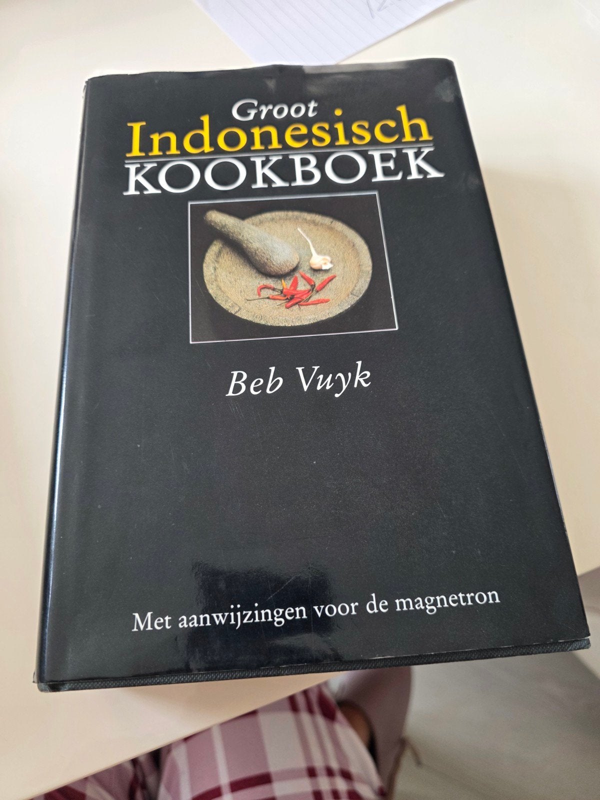 Groot Indonesisch Kookboek - Beb Vuyk (met magnetron), Gelezen, Ophalen of Verzenden, Beb Vuyk, Voorgerechten en Soepen