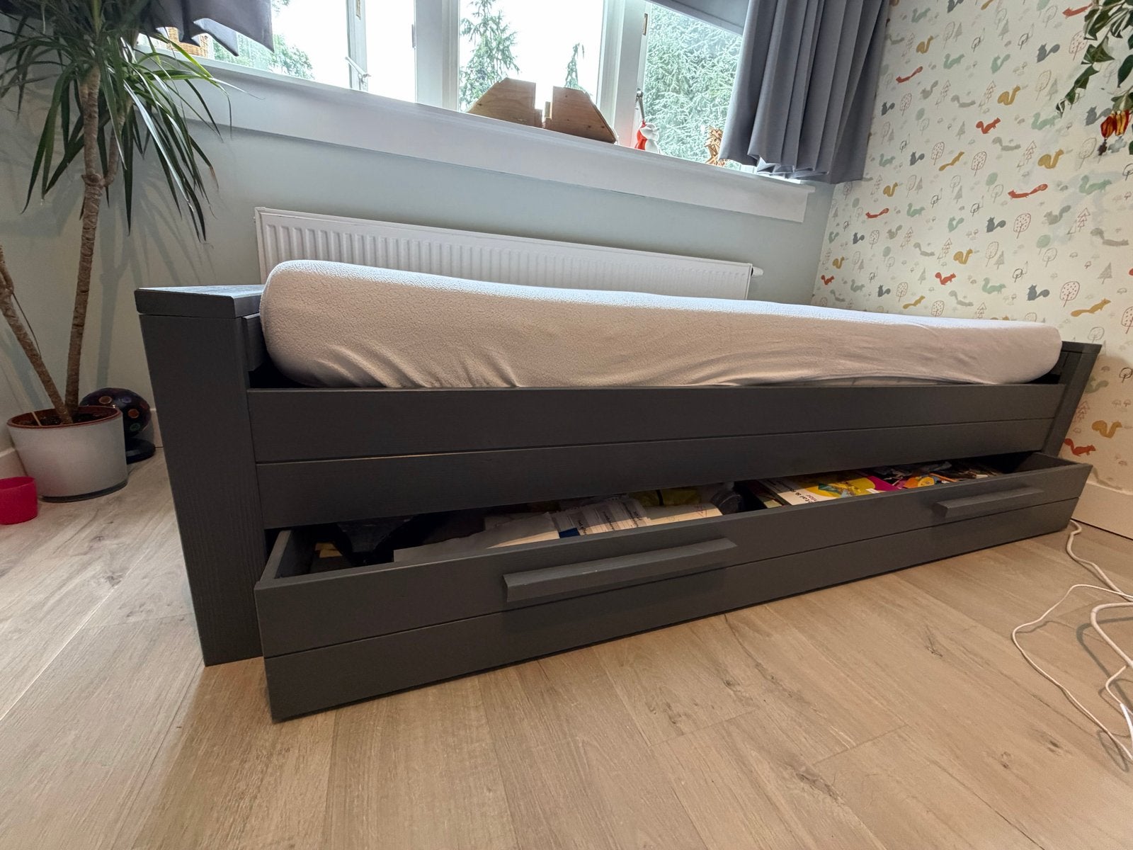 Eenpersoonsbed met lades WOOOD - Grijs, Ophalen, Gebruikt, 90 cm, Eenpersoons