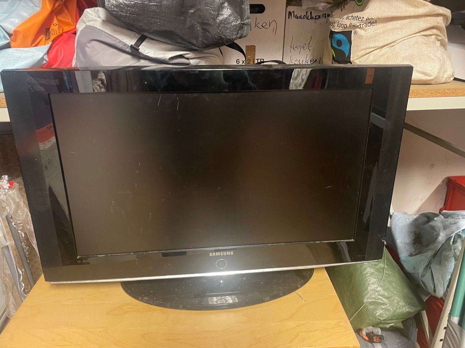 Samsung TV ( 70 x 40 cm scherm) gratis, 50 Hz, Ophalen of Verzenden, Zo goed als nieuw, Samsung