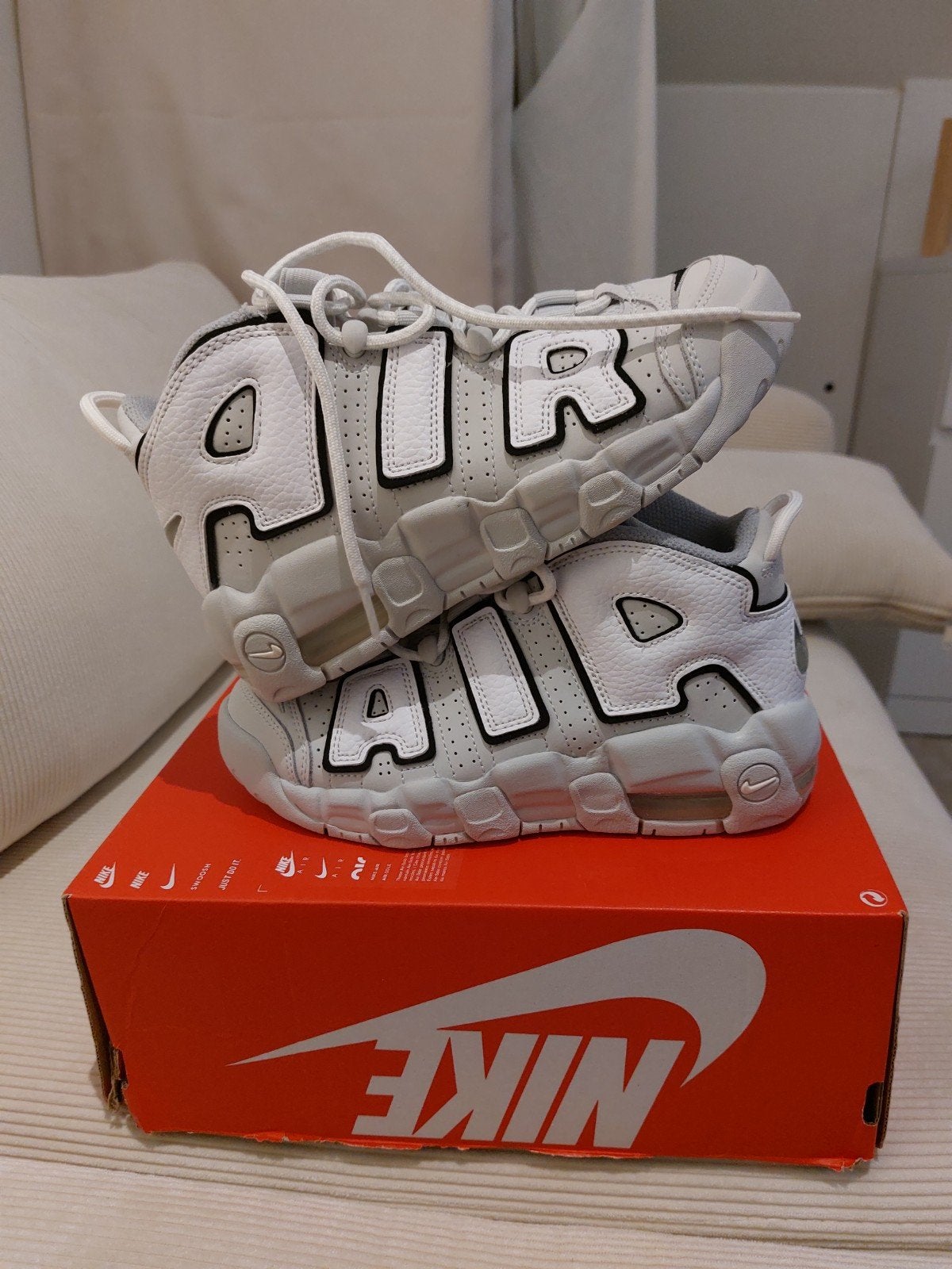 Nike Air More Uptempo sneakers maat 35.5, Ophalen, Nieuw, Nike, Jongen of Meisje